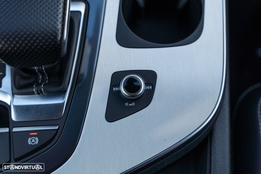 Audi Q7 3.0 TDI e-tron quattro S-line Tiptronic - 33