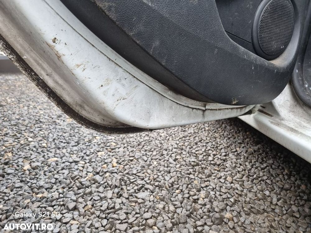 Usa Stanga Spate Dacia Dacia Logan II MCV 2013 - 2016 SUV 4 Usi Blanc Glacier DV369 (1422) - 2