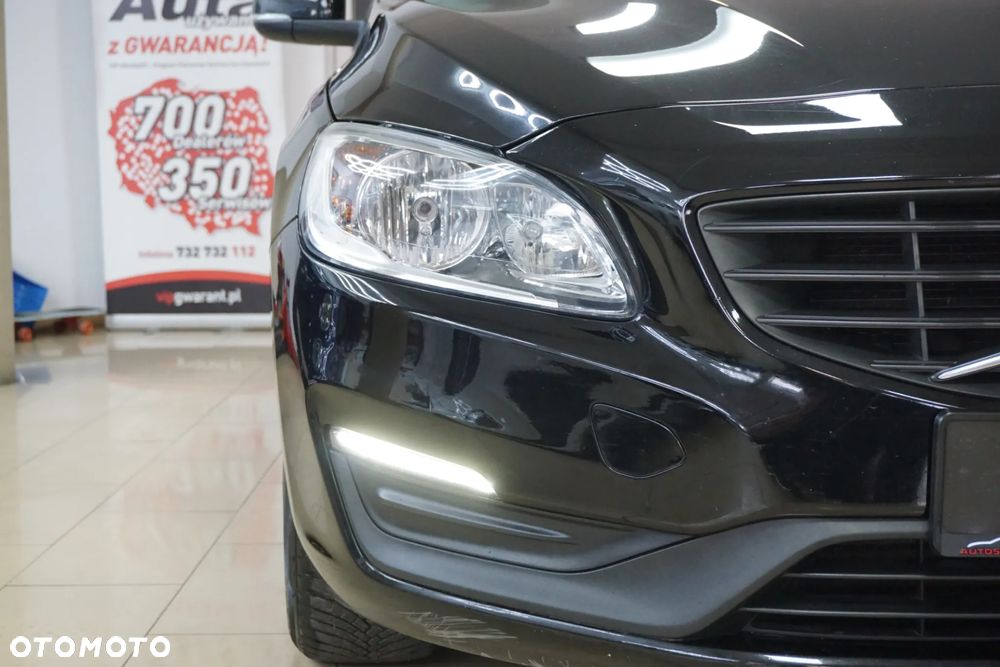 Volvo V60 D2 Kinetic - 14
