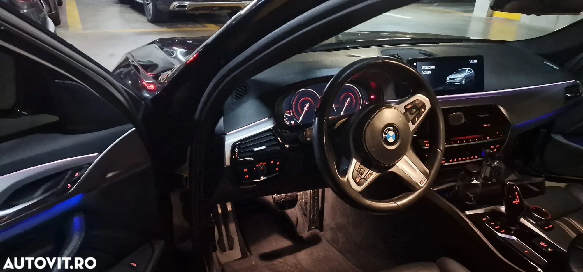 BMW Seria 5 520i AT - 31