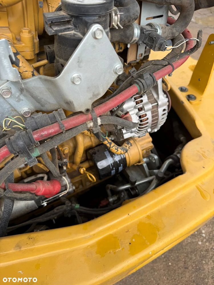 Caterpillar 908 M - 10