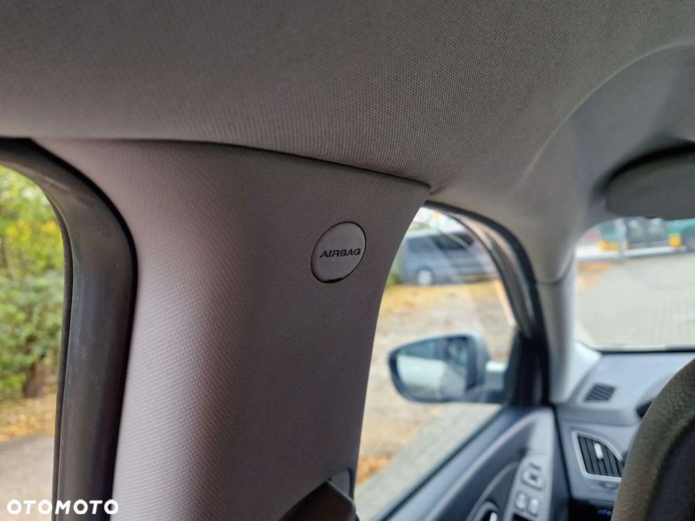 Hyundai ix35 2.0 2WD Comfort - 37