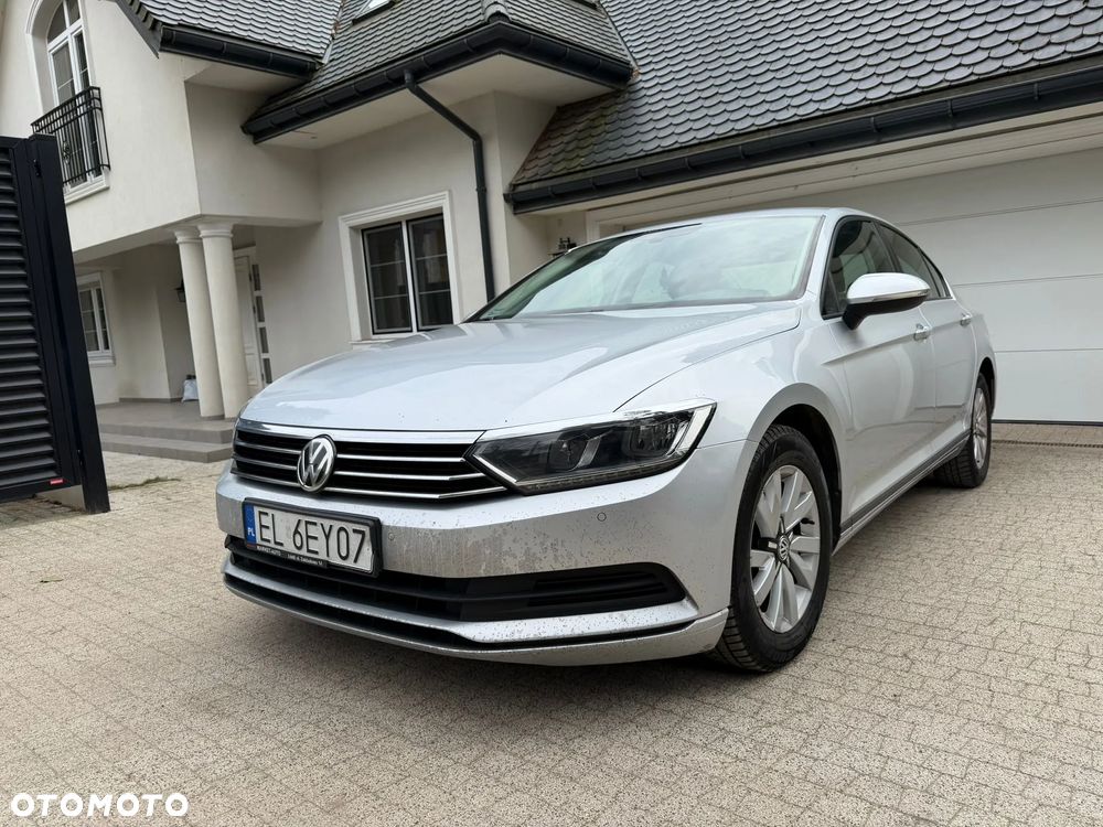 Volkswagen Passat 2.0 TDI BMT Comfortline - 1