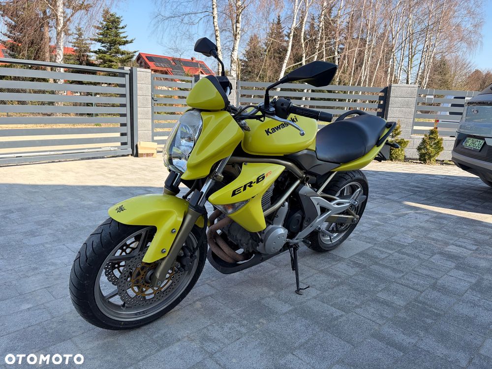 Kawasaki ER - 15