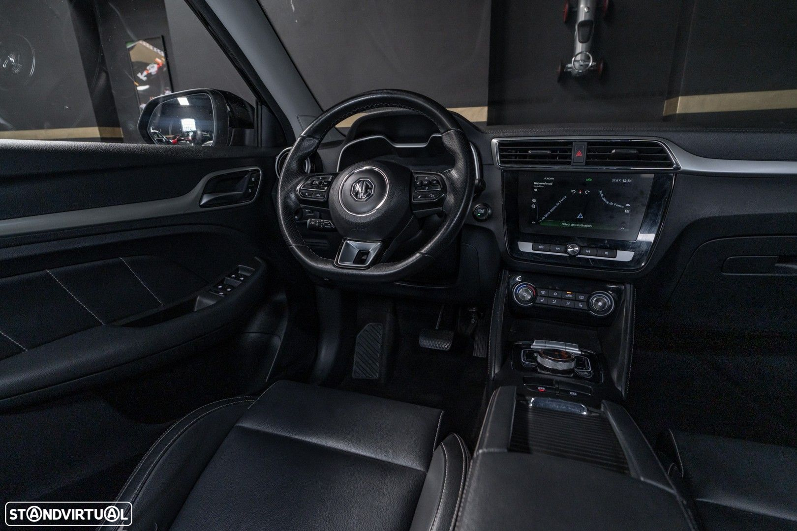 MG ZS - 13