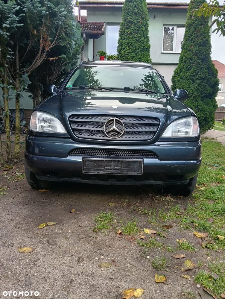 Mercedes-Benz ML - 7