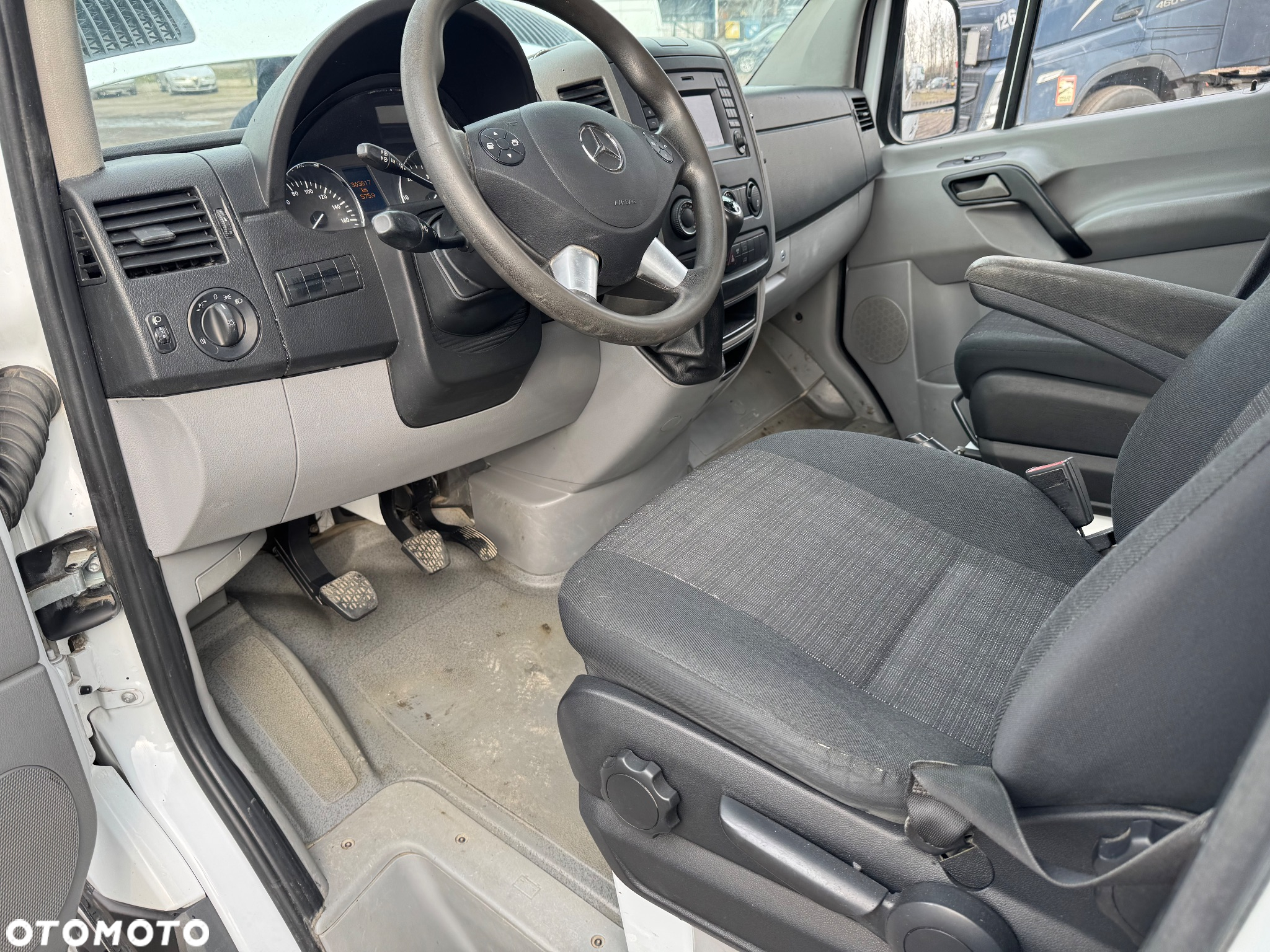 Mercedes-Benz Sprinter 2017r. Brygadówka Klima NAVI 2 x Parktronic Przetwornica 230V Belka Sygnalizacyjna Kamera LIFT - 23
