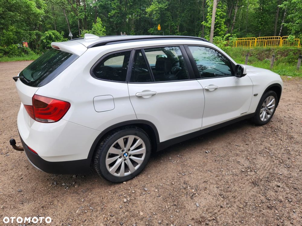 BMW X1 xDrive18d xLine - 8