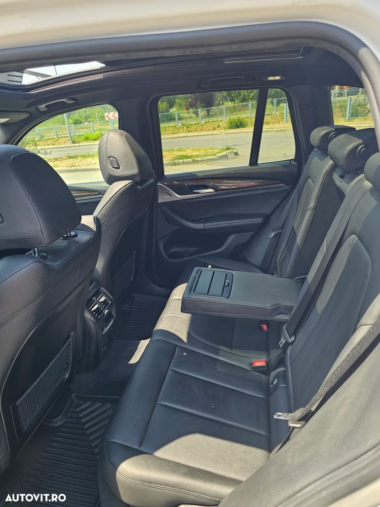BMW X3 xDrive30i AT xLine - 17