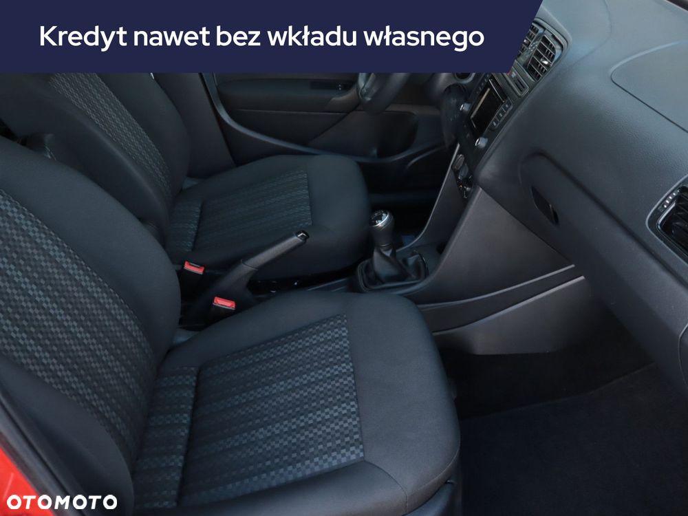 Volkswagen Polo - 11