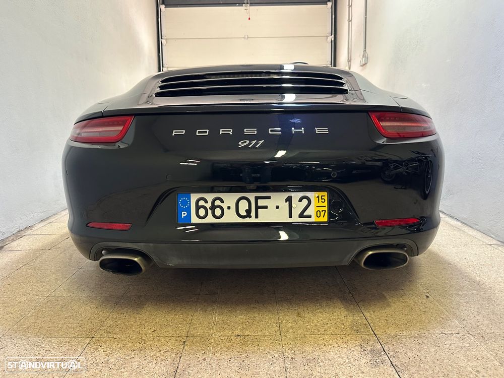 Porsche 911 Série F - 30