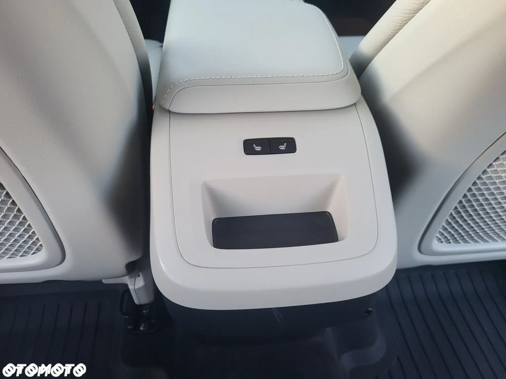 Volvo XC 60 - 23