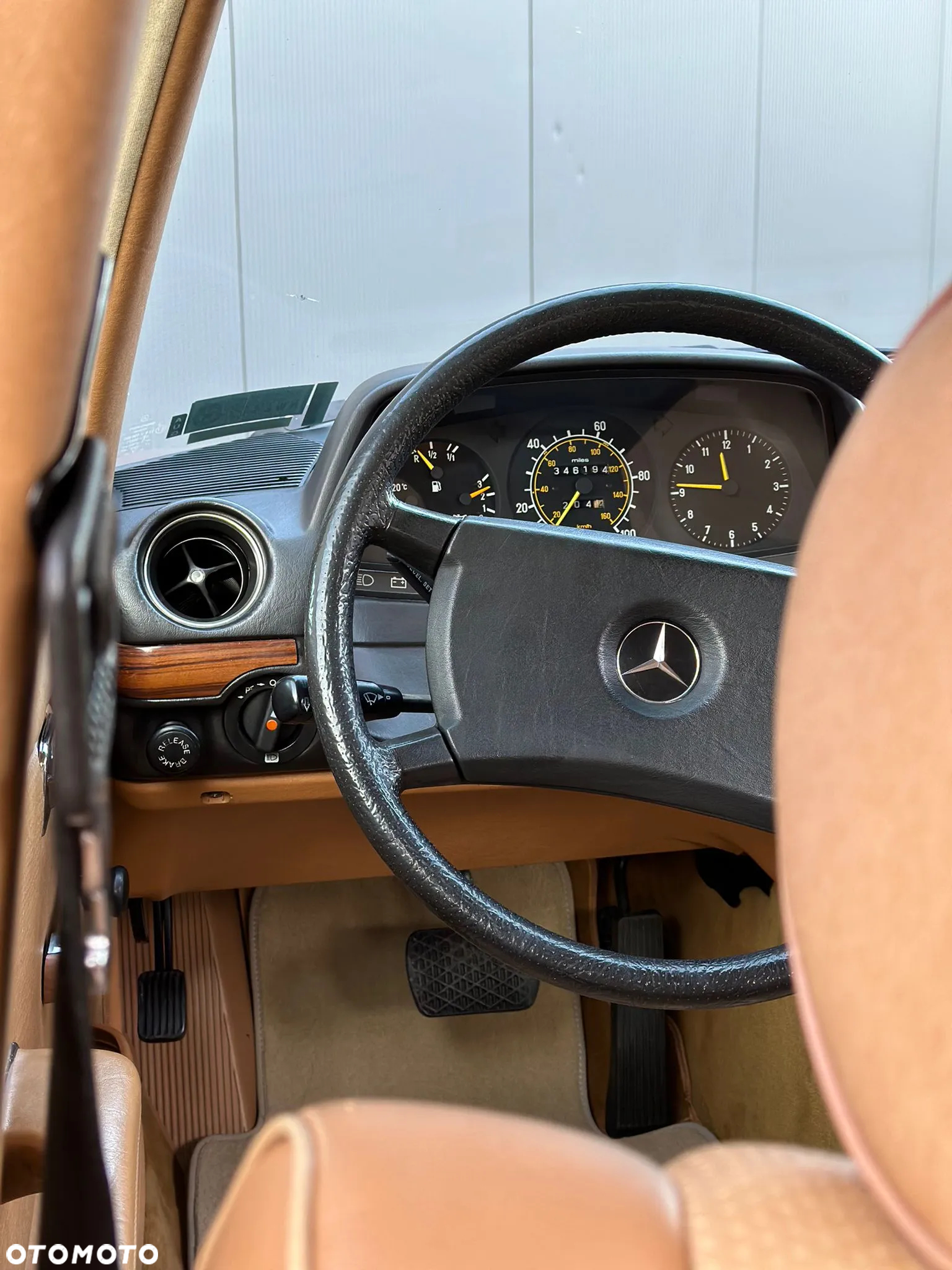 Mercedes-Benz W123 - 8