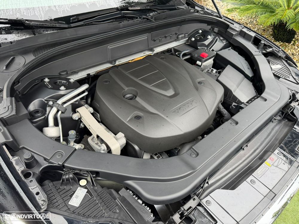 Volvo XC 60 2.0 D4 Momentum Geartronic - 54