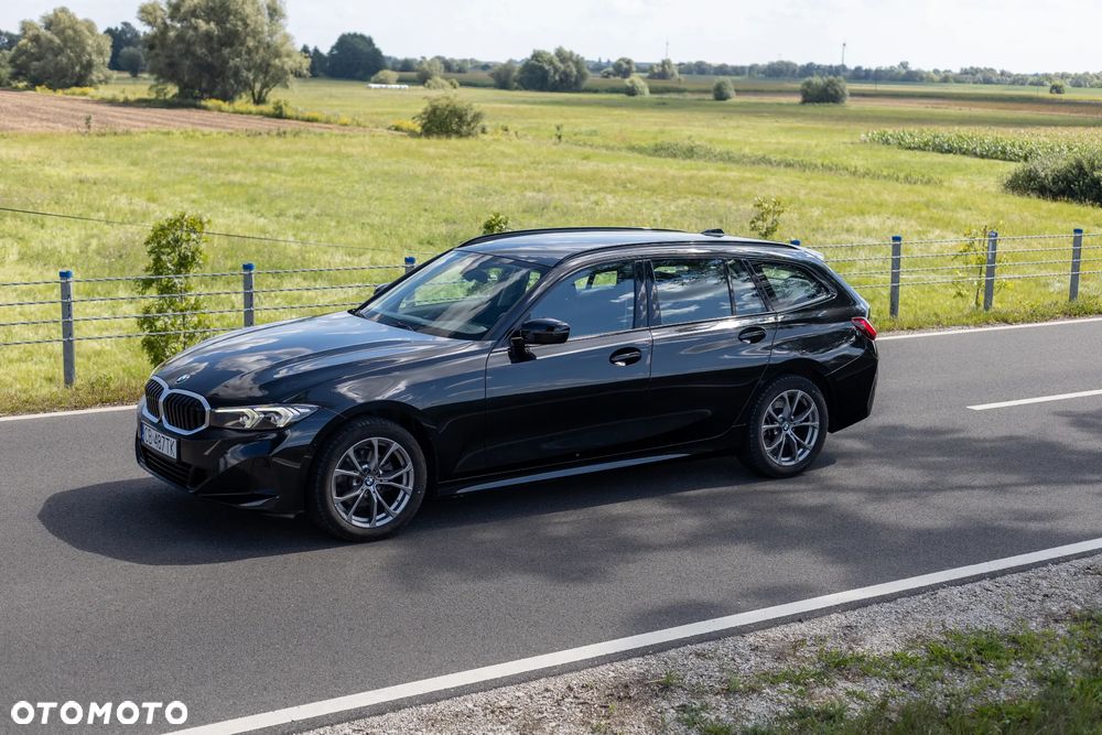 BMW Seria 3 320d xDrive MHEV Sport Line - 13