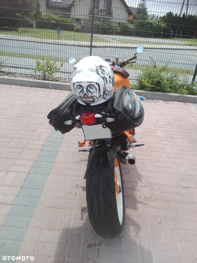 Honda CBR - 8