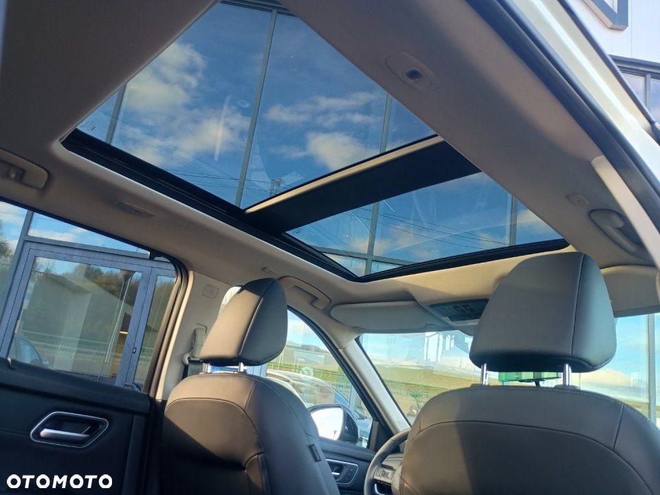 Nissan X-Trail - 12