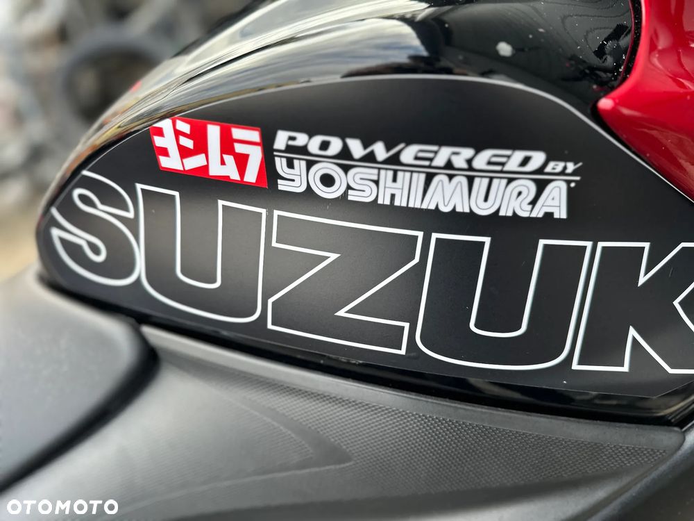Suzuki GSX 1000 - 28