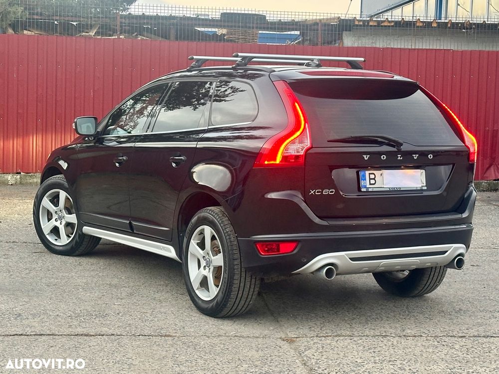 Volvo XC 60 D5 AWD Aut. RDesign - 4