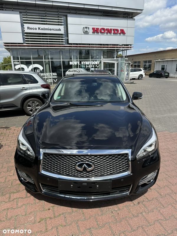 Infiniti Q70 2.2d Premium Executive - 8