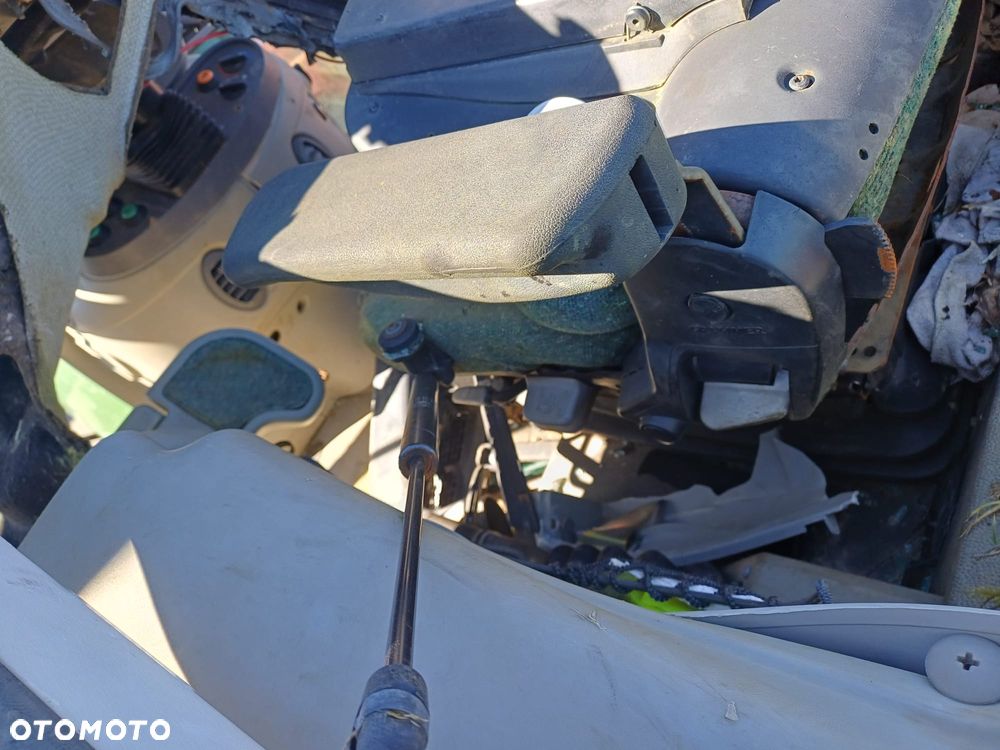 Kabina John Deere 6110  licznik,sterownik,ehr,komputer,wiązka elektryczna,plastiki,nawiewy,instalacja,dach, - 2