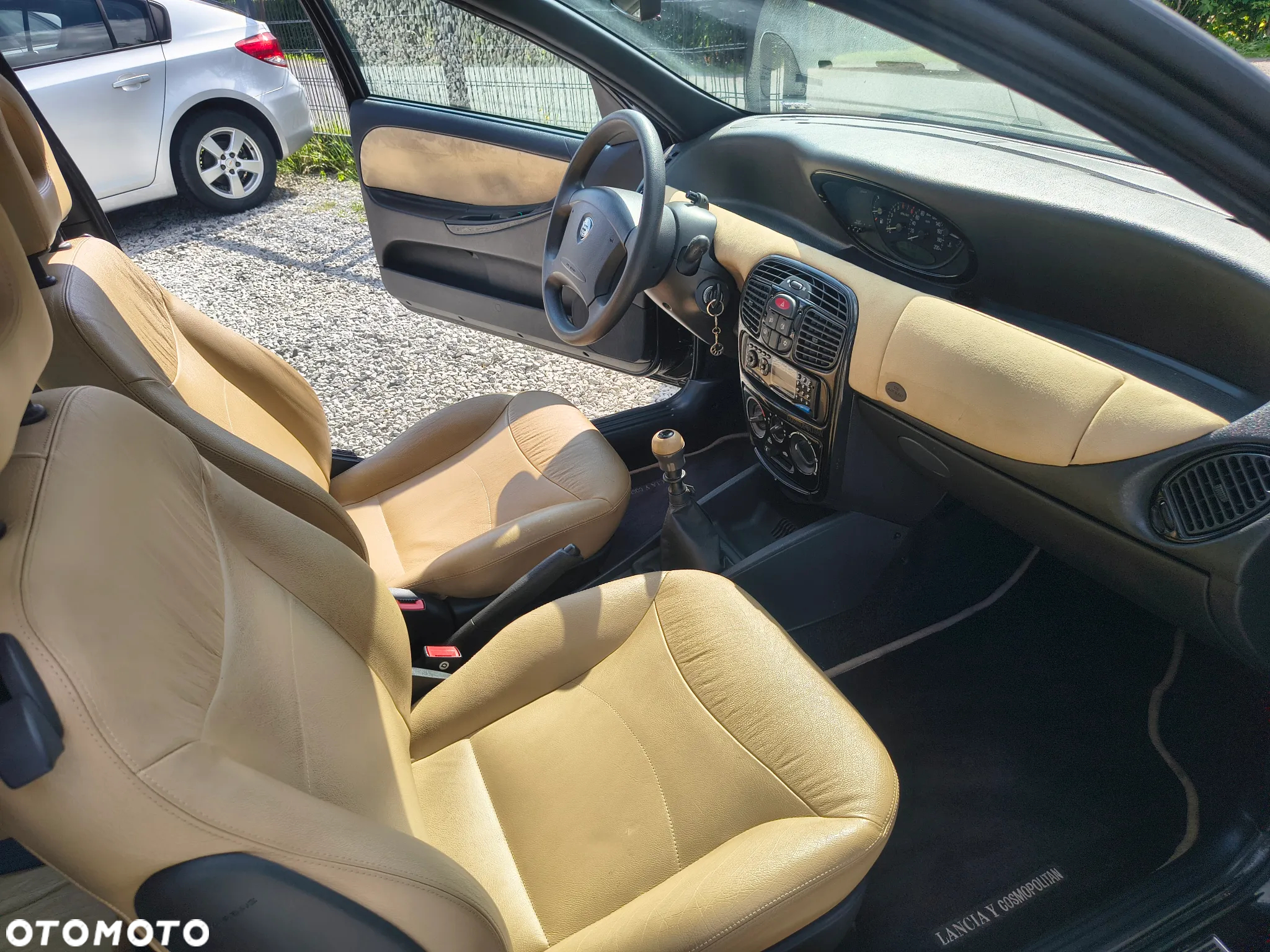 Lancia Ypsilon Y 1.2 8v - 16