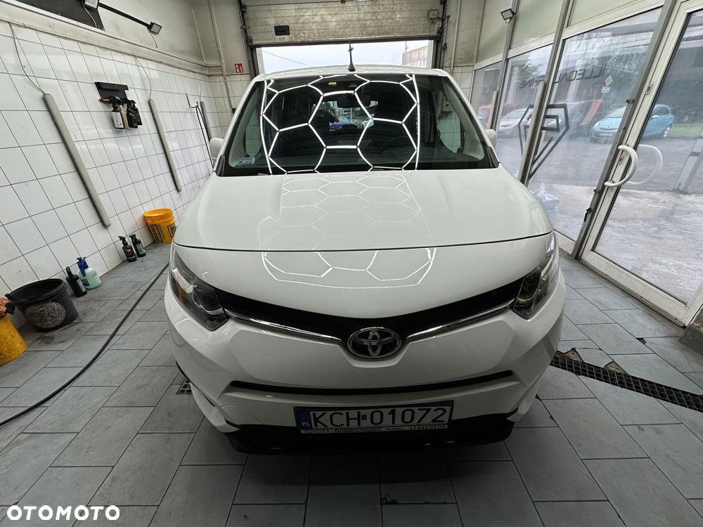 Toyota Proace City Verso 1.5 D-4D Family - 2