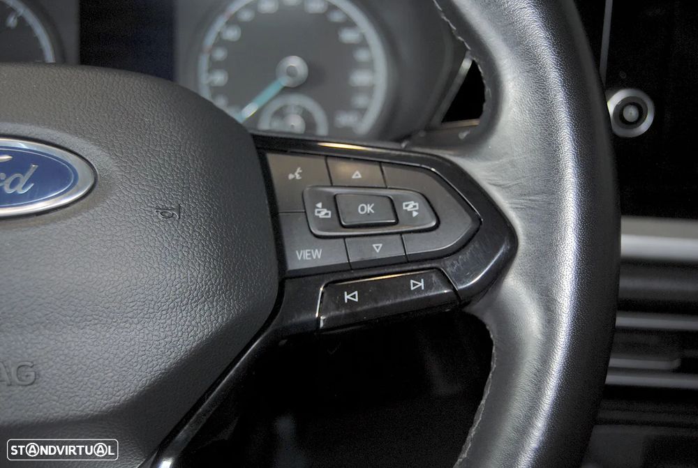 Ford Tourneo Connect 2.0 TDCi Titanium - 24