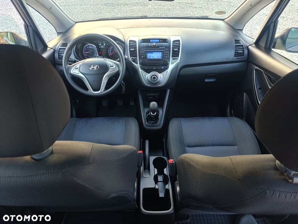 Hyundai ix20 1.4 Trend - 17