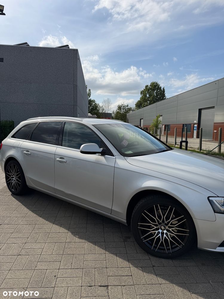 Audi A4 Avant - 5