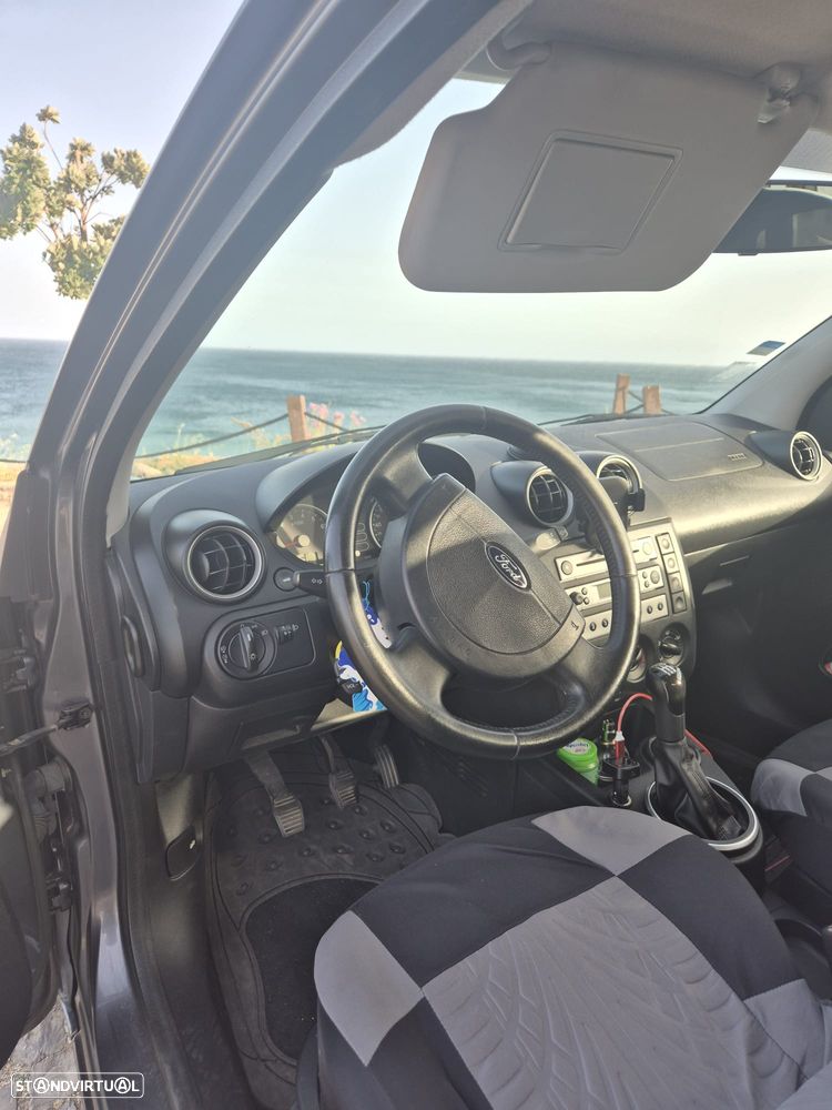 Ford Fiesta 1.25 First Edition - 4