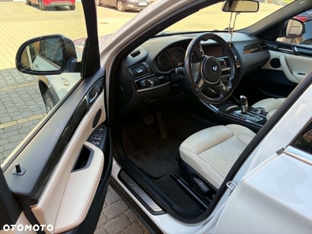 BMW X4 xDrive20i xLine - 25