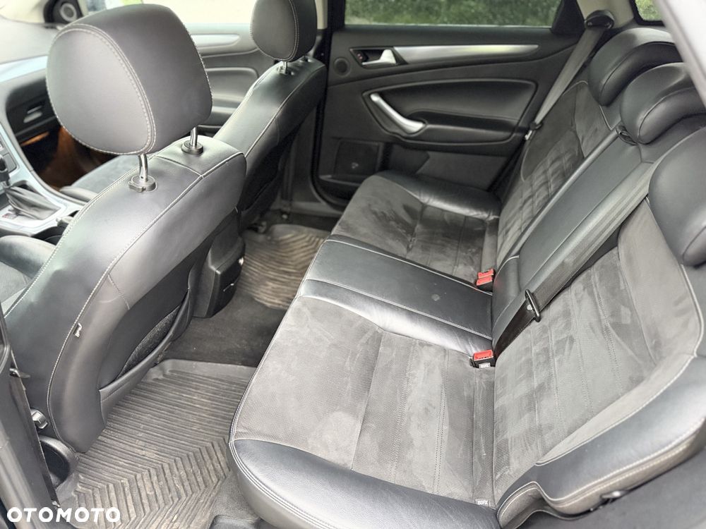 Ford Mondeo - 8
