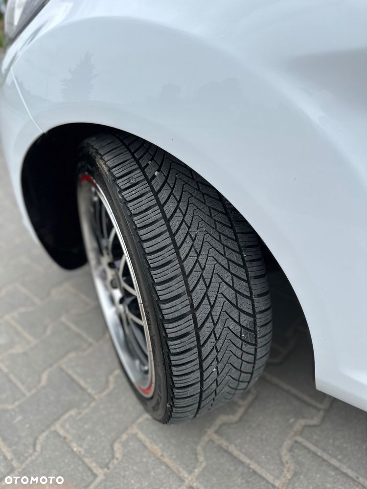Ford Fiesta 1.0 EcoBoost Titanium X - 16