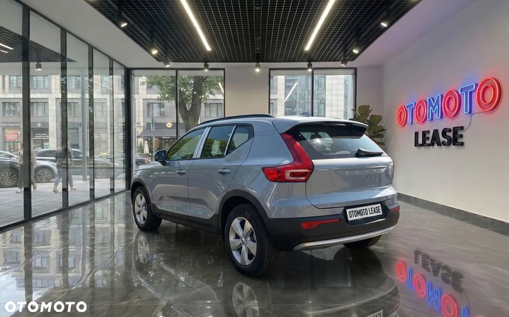 Volvo XC 40 B3 Essential - 4