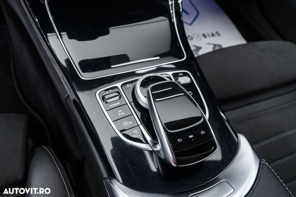 Mercedes-Benz C 300 e 9G-TRONIC AMG Line - 33