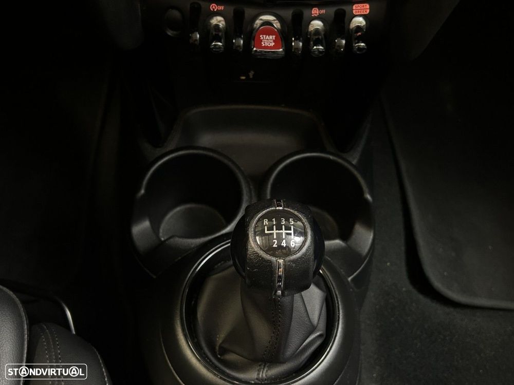 MINI Cabrio One Sport Edition - 40