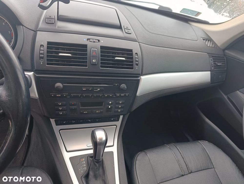BMW X3 2.0d - 9