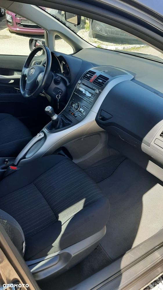 Toyota Auris 1.6 VVT-i Sol - 15