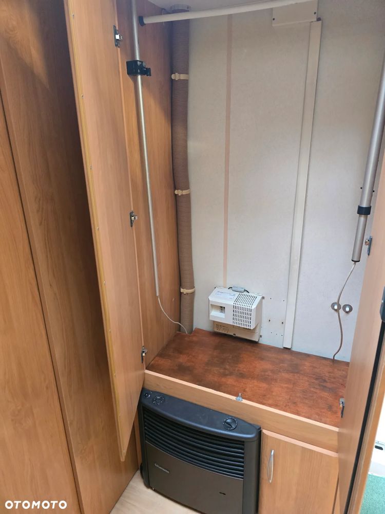 Hobby 520 TQM Panorama z namiotem - 24