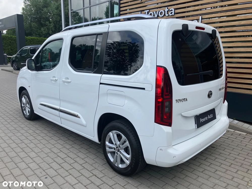 Toyota Proace City Verso 1.2 Turbo L1 Team Deutschland - 6