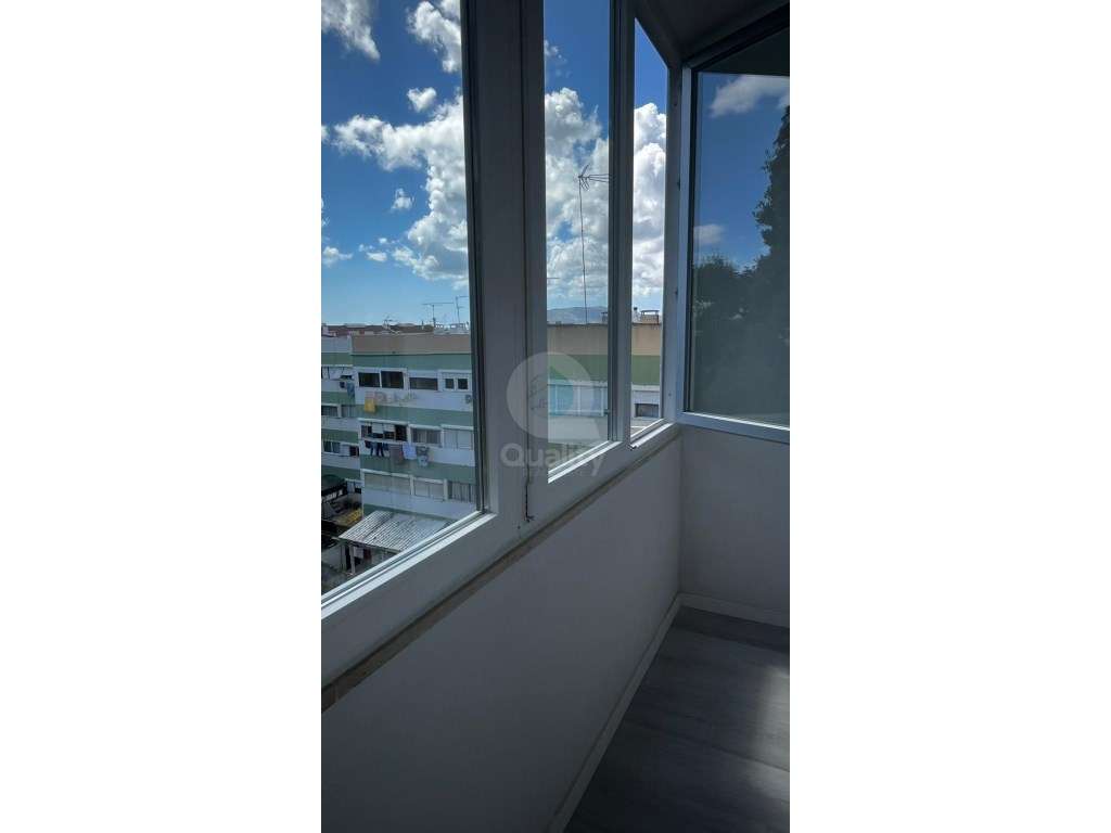 T2 Remodelado | São Sebastião - Setúbal - Grande imagem: 4/38
