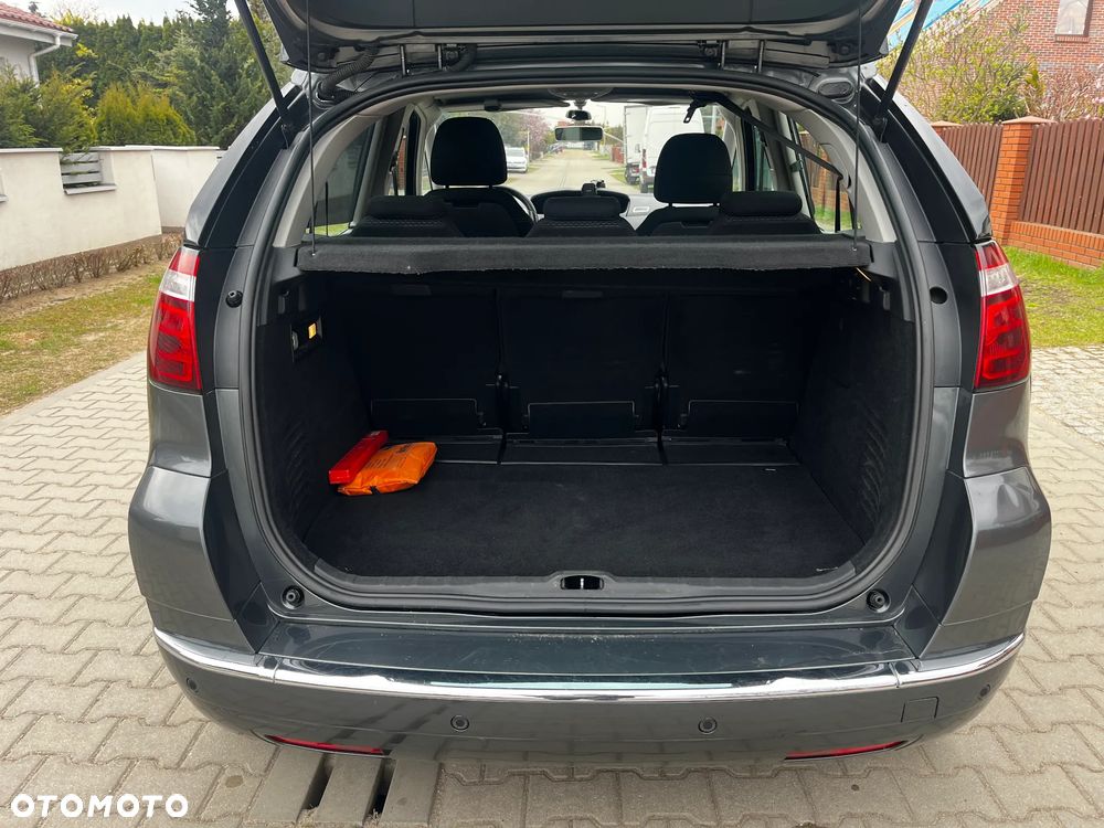 Citroën C4 Picasso 1.6 HDi Attraction - 12