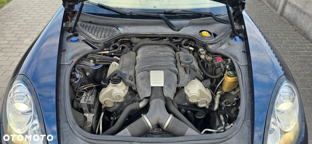 Porsche Panamera 4 PDK - 25