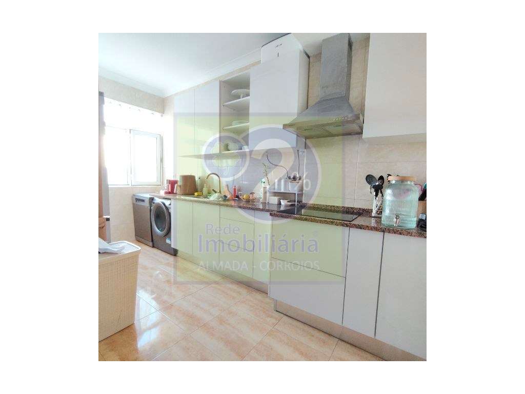 Apartamento Renovado e Moderno com Varanda - Grande imagem: 5/11