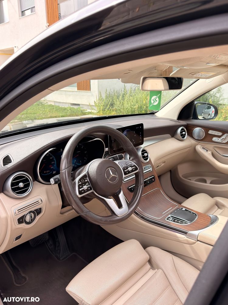 Mercedes-Benz GLC - 7