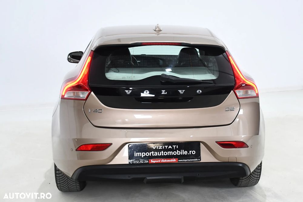 Volvo V40 D2 94g Summum - 12