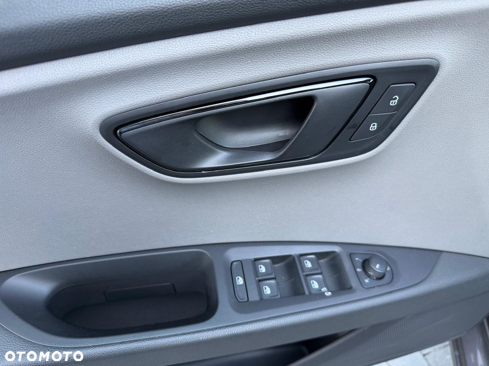 Seat Leon Sportstourer 1.2 TSI Start&Stop DSG Style - 19