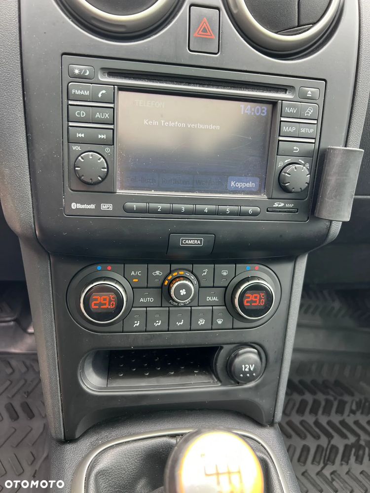 Nissan Qashqai 2.0 360 - 18