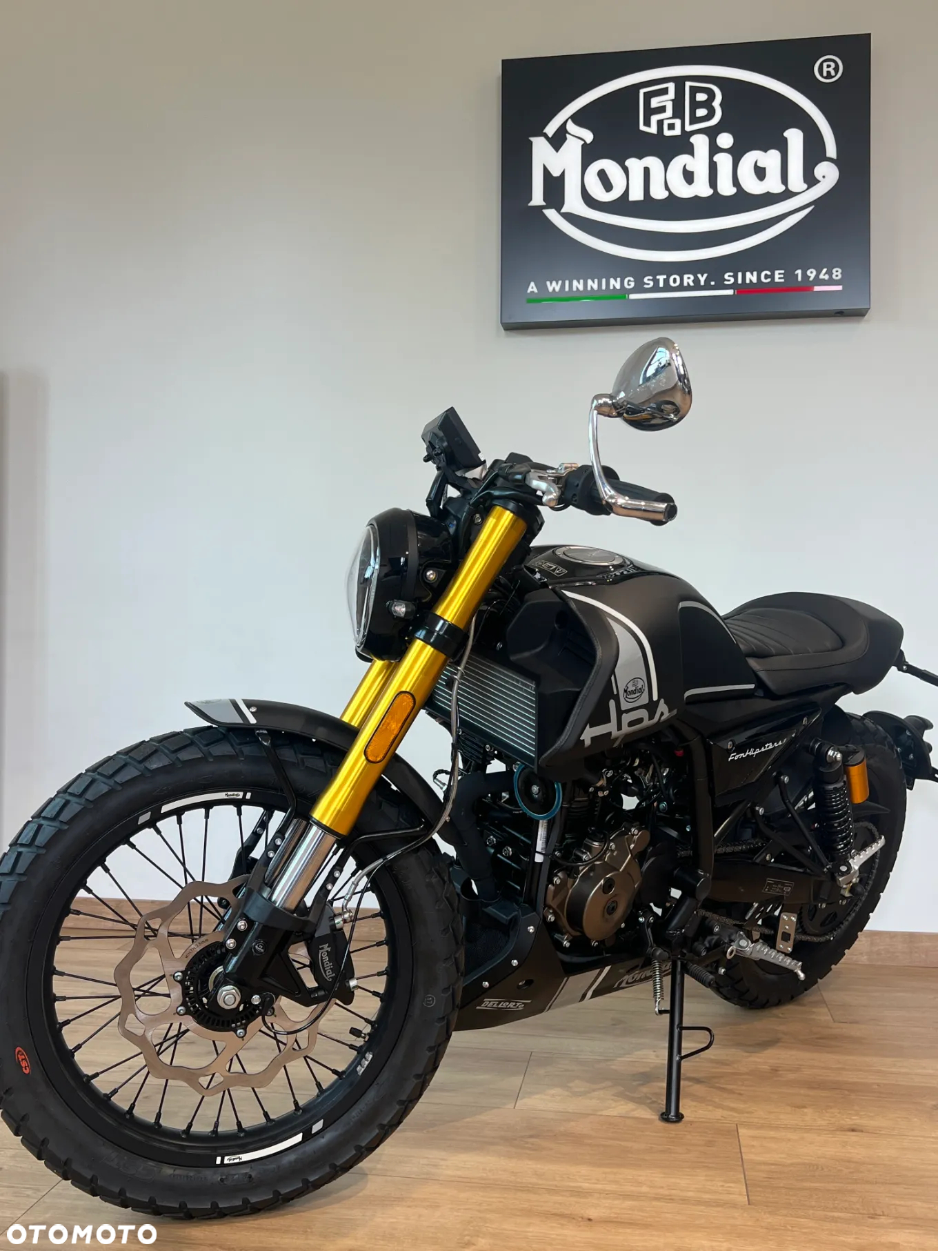 Mondial HPS 125 - 4